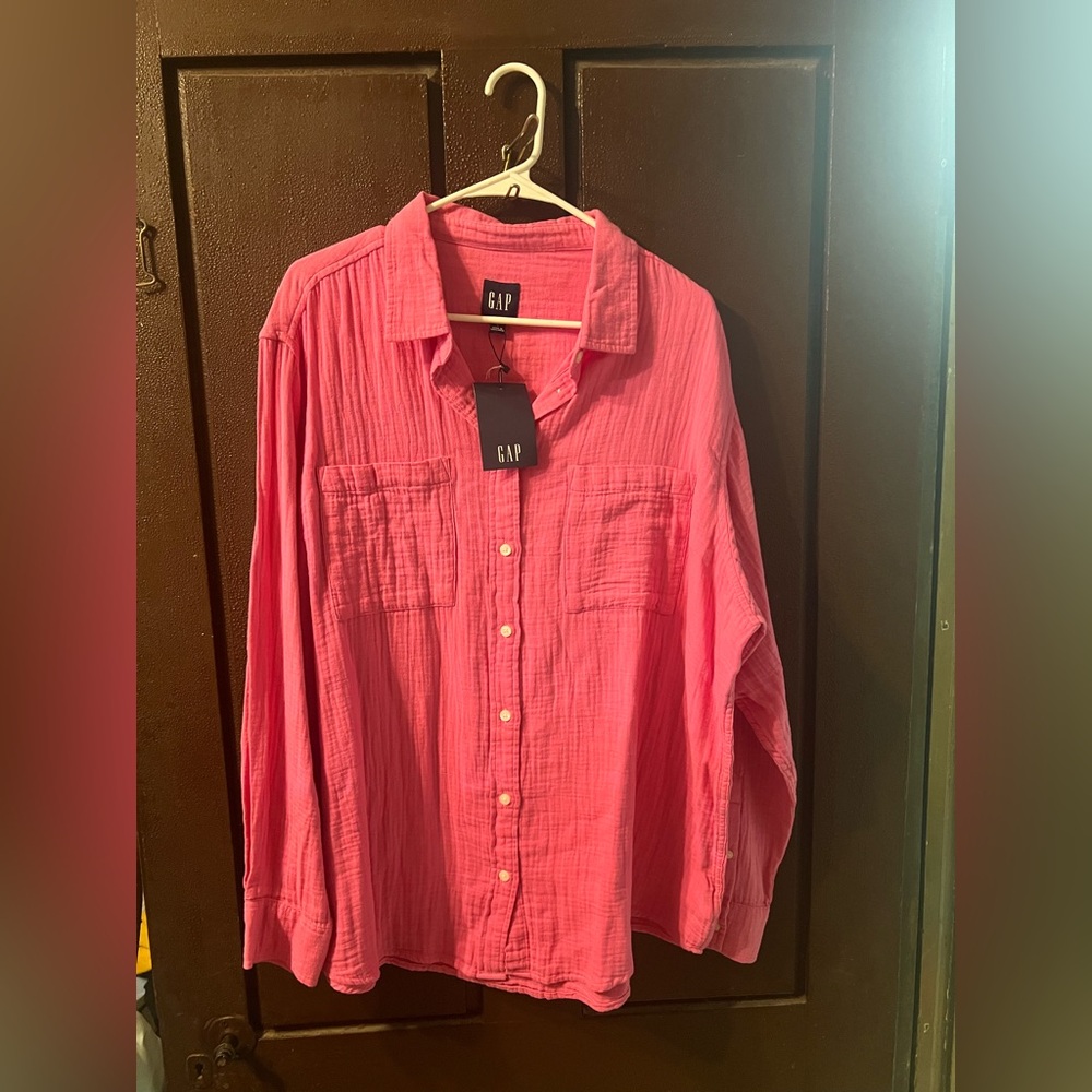 GAP Vibrant Pink Casual Shirt